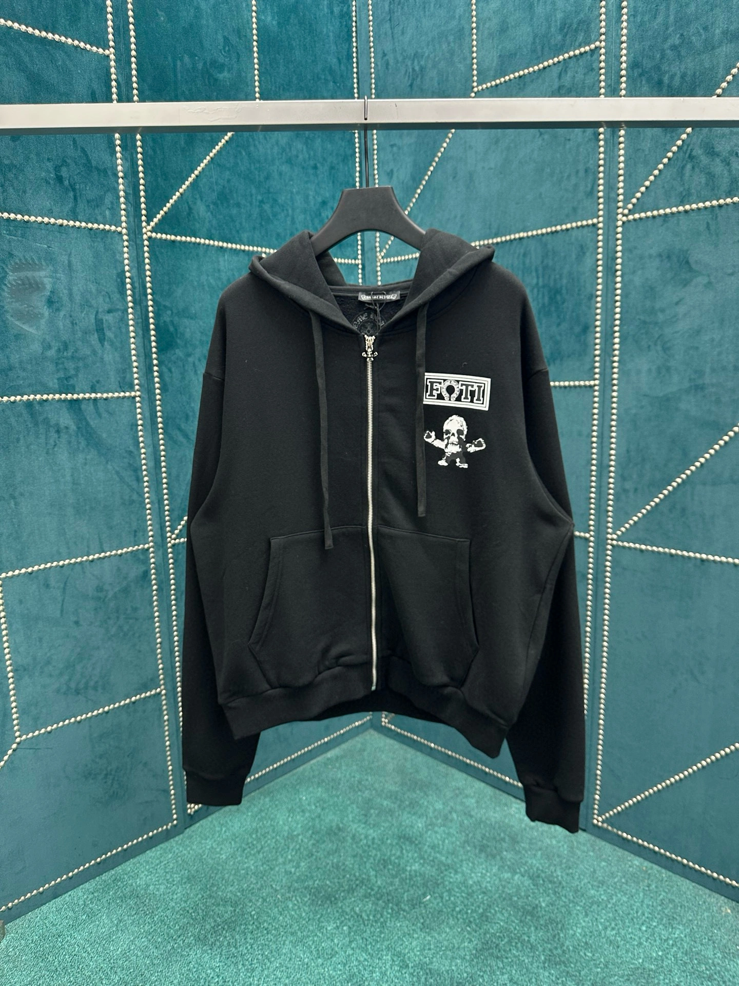 wg.luxury-chrome hearts 3hro75 Foti item:E-F443H2999H